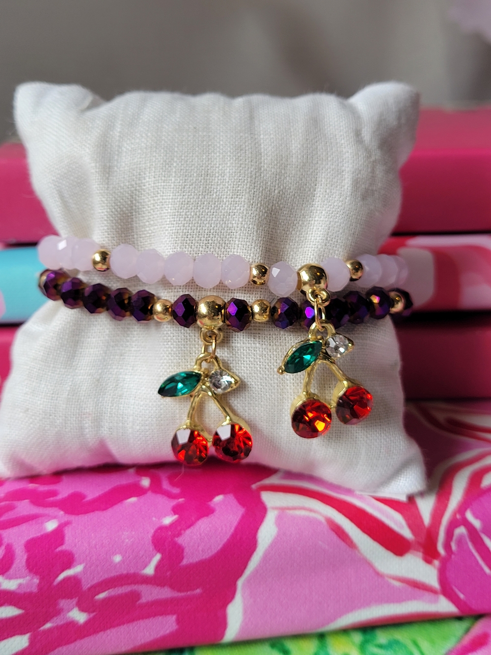 5/$25💎 Beaded Bracelet Set with Cherry Charms